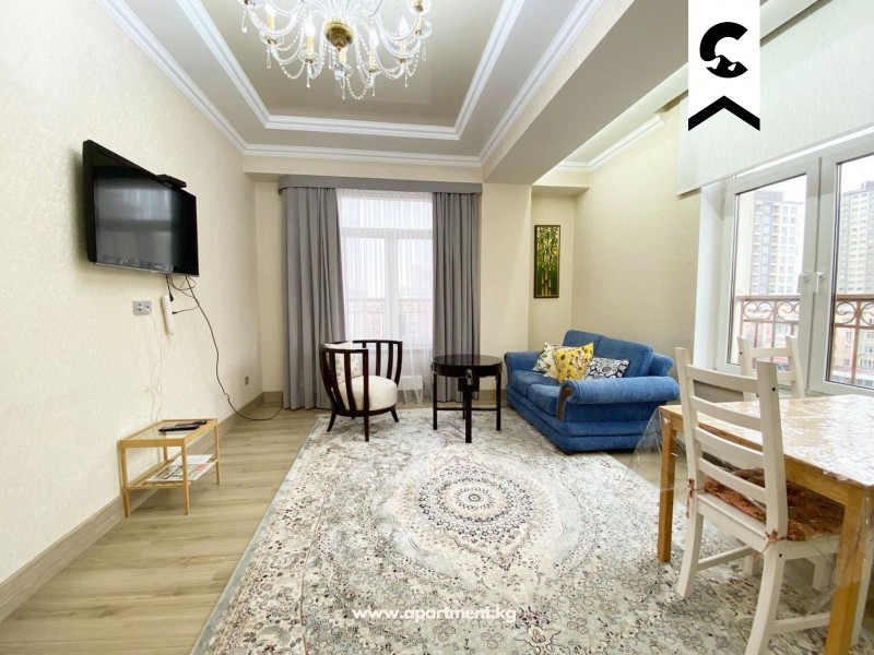 Сдаётся 3 комнатная квартира в золотом квадрате в Бишкеке.