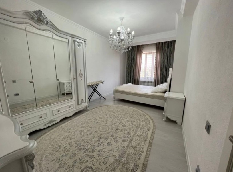 For rent 2 bedroom apartment in the golden square. 99/1 Abdrakhmanov street