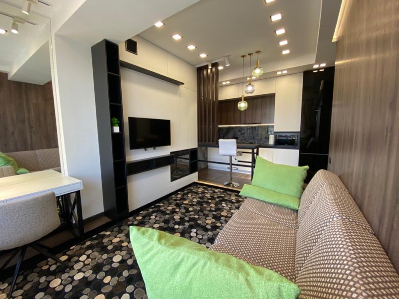 Продается новая 1 комнатная квартира с продуманным дизайном. Ахунбаева - Токтоналиева